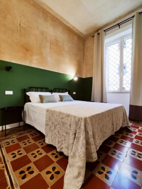 Donna Oliva Guest House